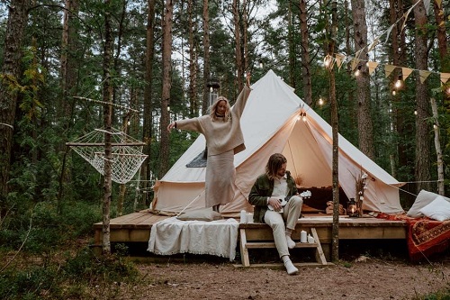 9 Ways to Create the Perfect Glamping Setup